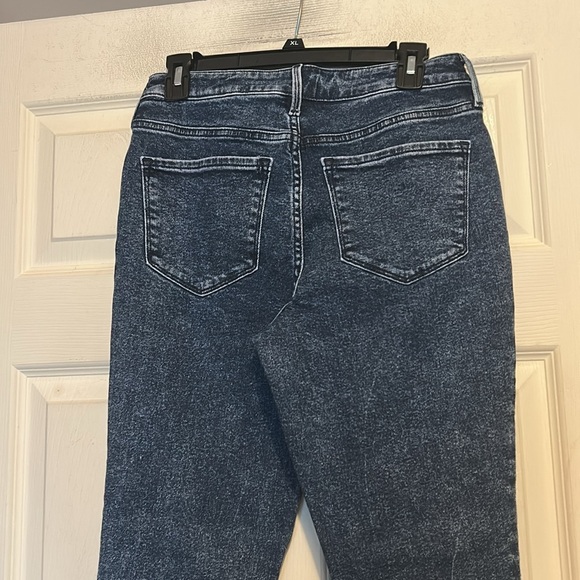 Old Navy Rockstar Super Skinny Jeans Size 6 NWOT Blue Denim Streetwear - Picture 7 of 8